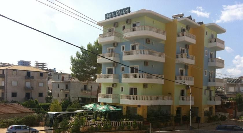 Hotel Driloni คซามิล ภายนอก รูปภาพ